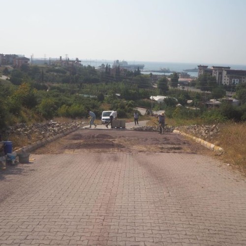 Fıstık Sokak'ta parke taş düzenlemesi yapıldı 