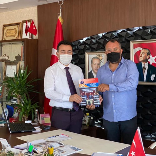 Yalova Ak Parti İl Tanıtım ve Medya Başkanı Hüseyin İSHAK Belediye Başkanımızı ziyaret etti.